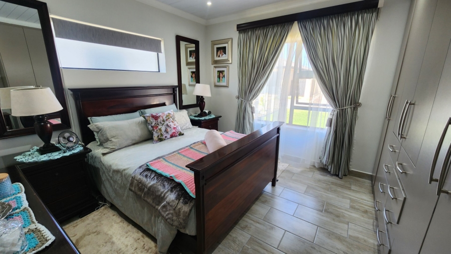 2 Bedroom Property for Sale in Dana Bay Western Cape